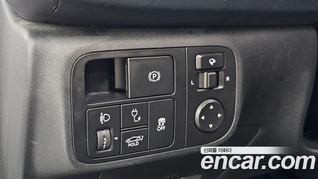 Hyundai Ioniq 6 Long Range Exclusive + 2023 — фото 13