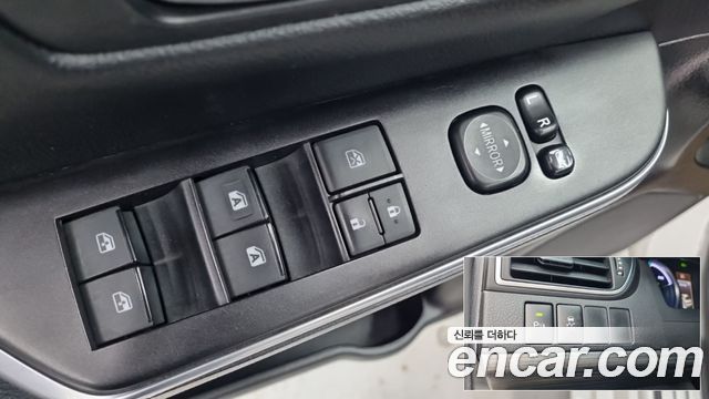 Toyota Camry Hybrid XLE 2016 — фото 19