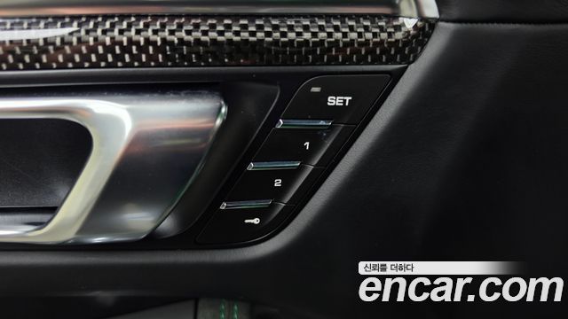 Porsche Macan 2.9 GTS 95B 2024 — фото 32