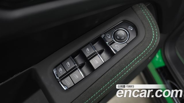 Porsche Macan 2.9 GTS 95B 2024 — фото 33
