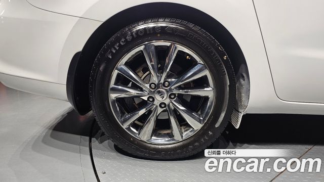 Kia Carnival 9-Seater Prstige 2019 — фото 5