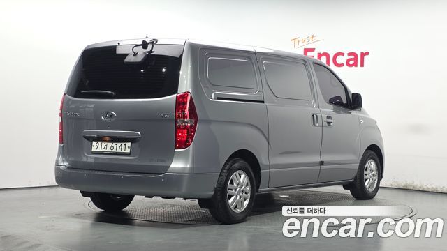 Hyundai Grand Starex Van 3-Seater Smart 2019 — фото 2