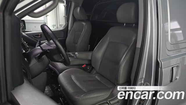 Hyundai Grand Starex Van 3-Seater Smart 2019 — фото 7