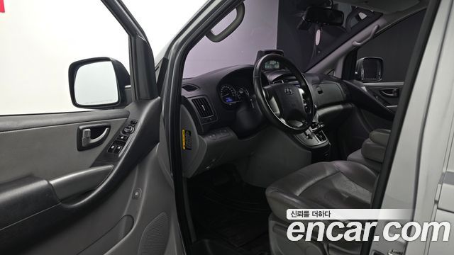 Hyundai Grand Starex Van 3-Seater Smart 2019 — фото 10