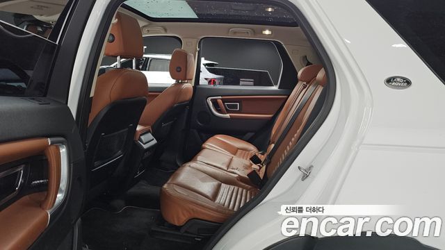 Land Rover Discovery Sport 2.0 TD4 HSE Luxury 2016 — фото 12