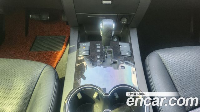 Kia Mohave 2WD QV 300 Deluxe 2013 — фото 8