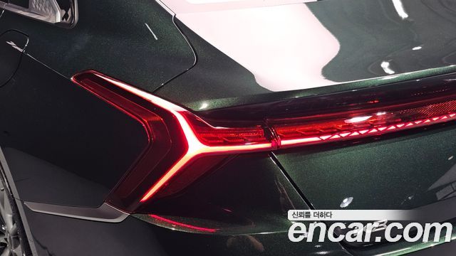 Kia K8 Hybrid Signature 2023 — фото 29