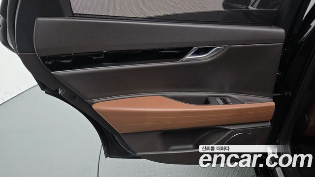 Genesis G80 (RG3) Gasoline 2.5 Turbo AWD 2022 — фото 25