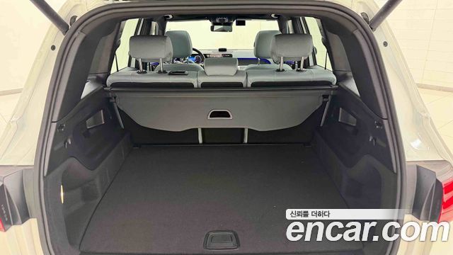 Mercedes-Benz GLB-Class (X247) AMG GLB35 4MATIC 2026 — фото 17