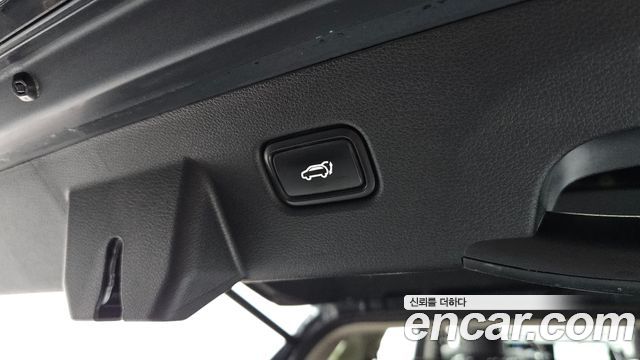 Kia Sportage (V) Diesel 2.0 4WD Nobleless 2024 — фото 18