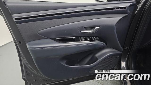 Hyundai Tucson (NX4) Gasoline 1.6 Turbo 2WD Inspiration 2022 — фото 24