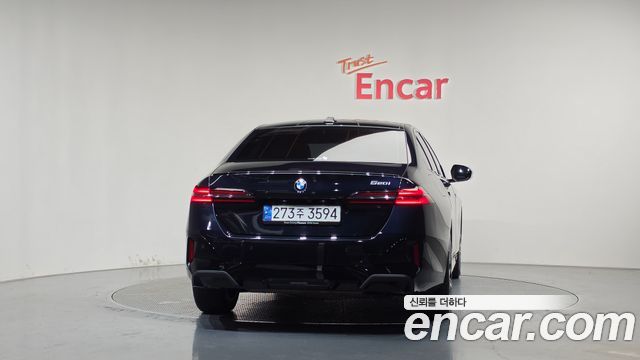 BMW 5 Series (G60) 520i Special Edition 2025 — фото 4