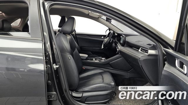 Kia K5 (III) 2.0 Prestige 2022 — фото 11