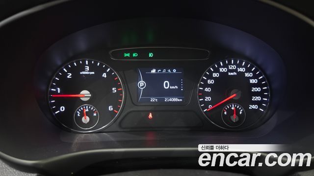 Kia Sorento Diesel 2.0 2WD Prestige 2015 — фото 8