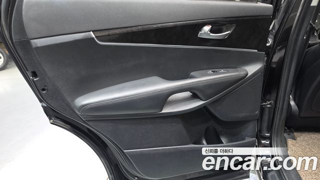 Kia Sorento Diesel 2.0 2WD Prestige 2015 — фото 25
