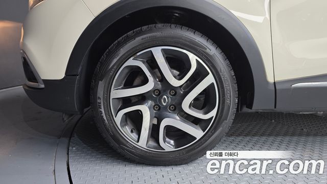 Renault Korea QM3 LE 2015 — фото 5