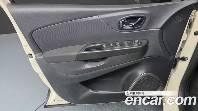 Renault Korea QM3 LE 2015 — фото 30