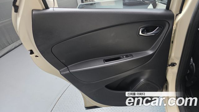 Renault Korea QM3 LE 2015 — фото 31
