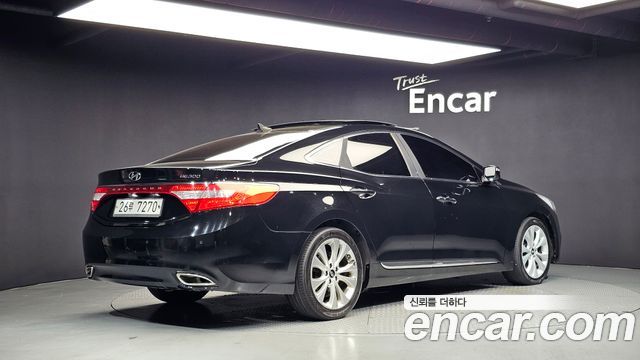 Hyundai Grandeur (HG) LPG HG300 Executive 2012 — фото 2