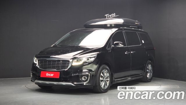 Kia Carnival 9-seater Luxury 2018 — фото 1