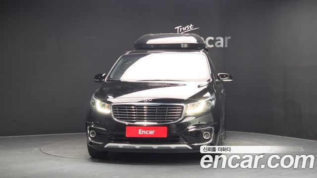 Kia Carnival 9-seater Luxury 2018 — фото 3