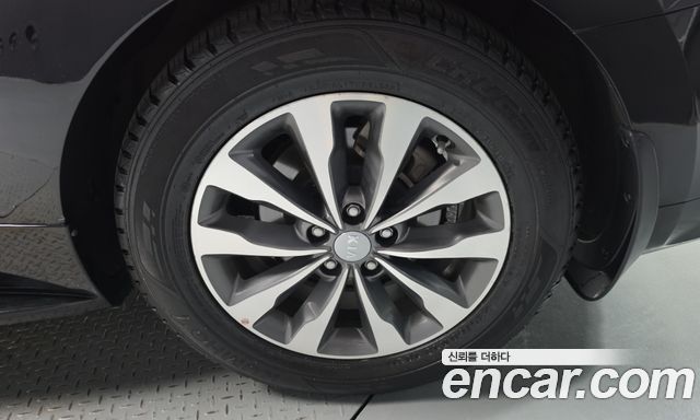 Kia Carnival 9-seater Luxury 2018 — фото 5