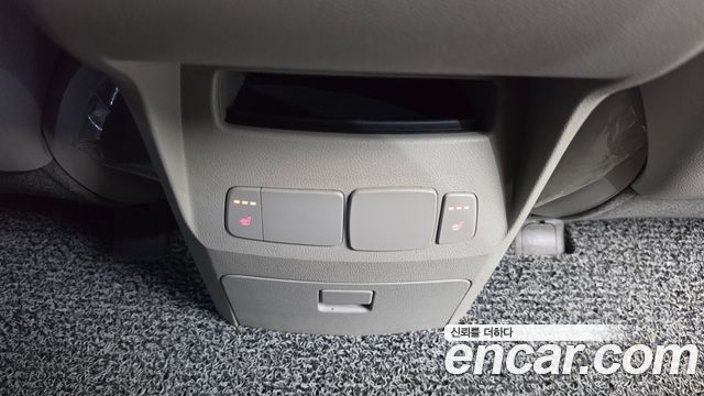Kia Carnival 9-seater Luxury 2018 — фото 18