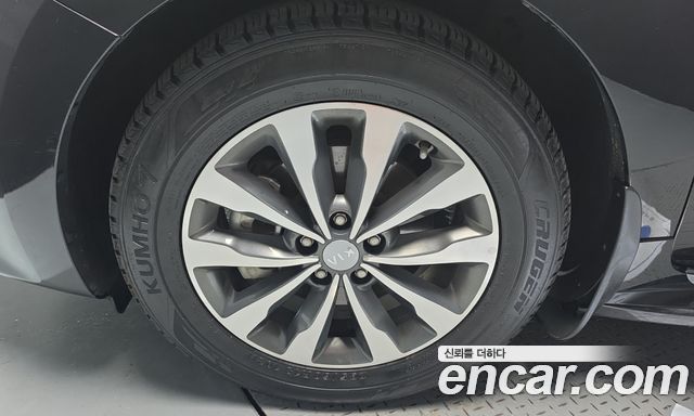 Kia Carnival 9-seater Luxury 2018 — фото 21