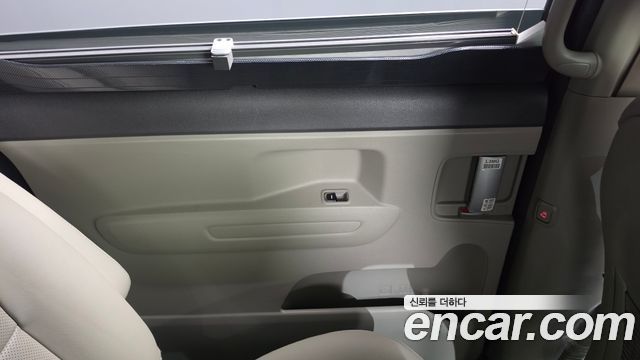 Kia Carnival 9-seater Luxury 2018 — фото 25