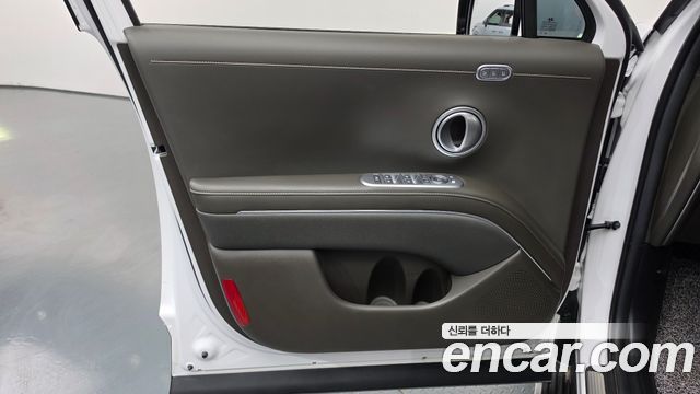 Hyundai Palisade (LX3) HEV 2.5T 2WD 9-Seater Calligraphy 2026 — фото 30