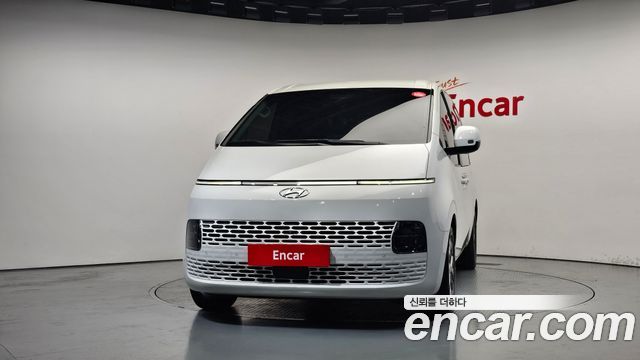 Hyundai Staria Cargo 3-Seater Modern 2023 — фото 3