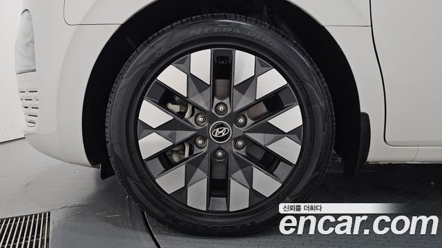 Hyundai Staria Cargo 3-Seater Modern 2023 — фото 5
