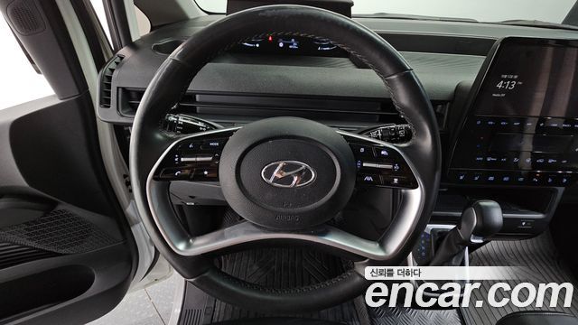 Hyundai Staria Cargo 3-Seater Modern 2023 — фото 14