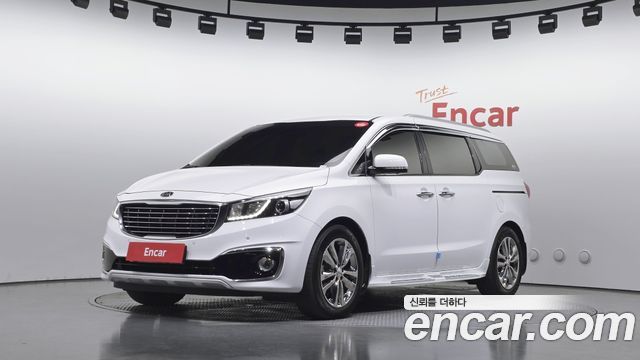 Kia Carnival 9-seater Prestige