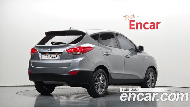 Hyundai Tucson ix Diesel(e-VGT) 2WD Smart 2015 — фото 2