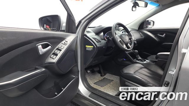 Hyundai Tucson ix Diesel(e-VGT) 2WD Smart 2015 — фото 10