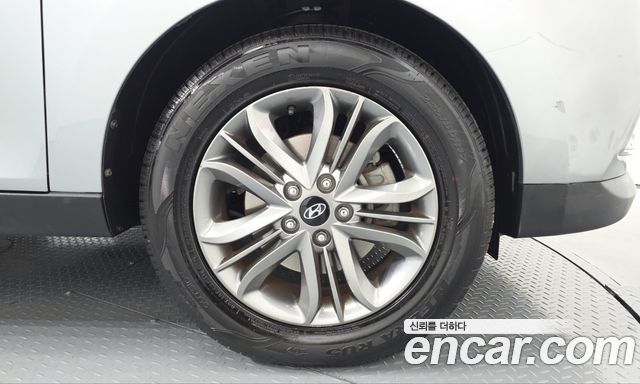 Hyundai Tucson ix Diesel(e-VGT) 2WD Smart 2015 — фото 21