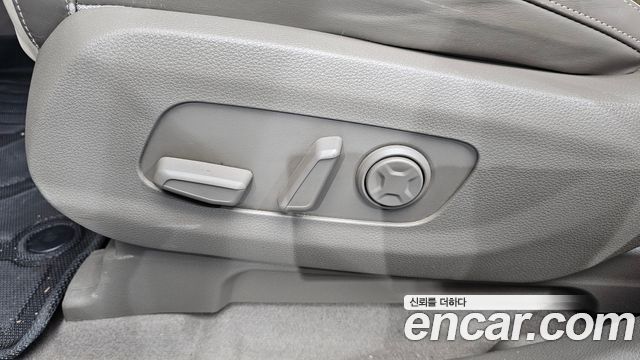 Kia Carnival (IV) Diesel 9-Seater Hi-Limousine Signature 2021 — фото 32