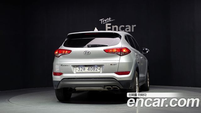 Hyundai Tucson Diesel 2.0 2WD Style 2016 — фото 4
