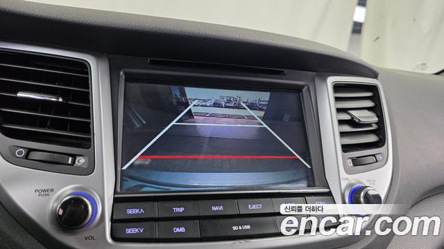 Hyundai Tucson Diesel 2.0 2WD Style 2016 — фото 15