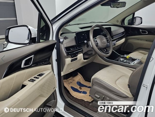 Kia Carnival (IV) HEV 9-Seater Hi-Limousine Signature 2024 — фото 15