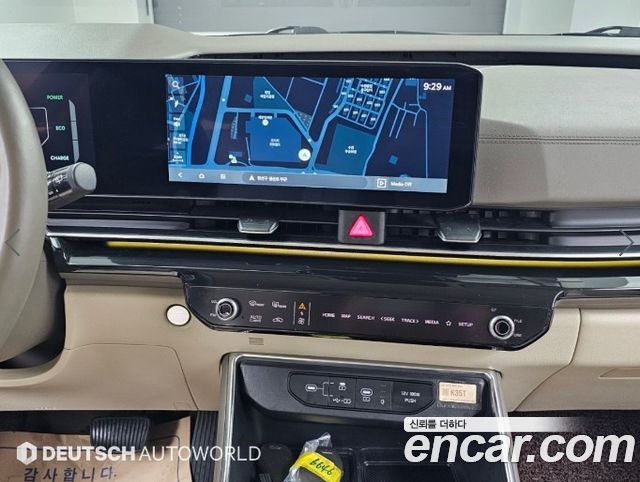 Kia Carnival (IV) HEV 9-Seater Hi-Limousine Signature 2024 — фото 18