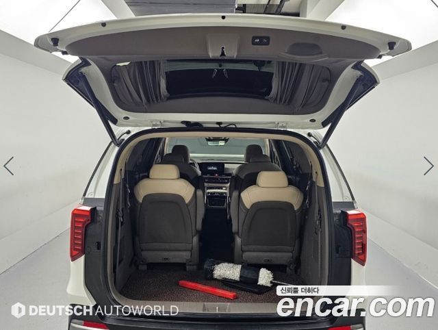 Kia Carnival (IV) HEV 9-Seater Hi-Limousine Signature 2024 — фото 23