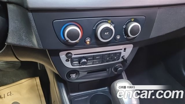 Renault Korea SM3 Neo SE 2019 — фото 10