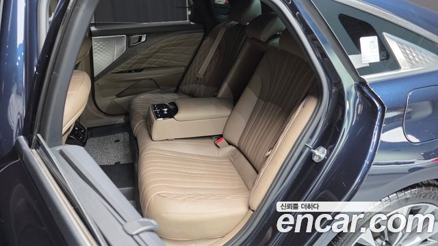 Kia K8 2.5 Gasoline 2WD Signature 2022 — фото 11