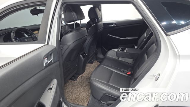 Hyundai Tucson Diesel 1.7 2WD Modern 2017 — фото 12