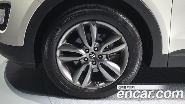 Hyundai Santa Fe (DM) Diesel(e-VGT) 2.0 2WD Exclusive 2013 — фото 5