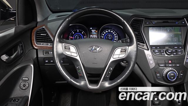 Hyundai Santa Fe (DM) Diesel(e-VGT) 2.0 2WD Exclusive 2013 — фото 19