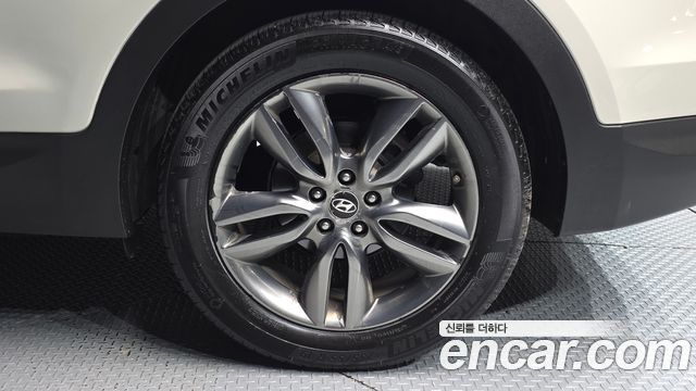 Hyundai Santa Fe (DM) Diesel(e-VGT) 2.0 2WD Exclusive 2013 — фото 27