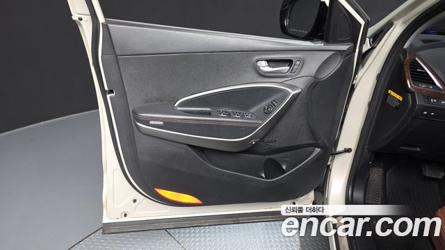 Hyundai Santa Fe (DM) Diesel(e-VGT) 2.0 2WD Exclusive 2013 — фото 30
